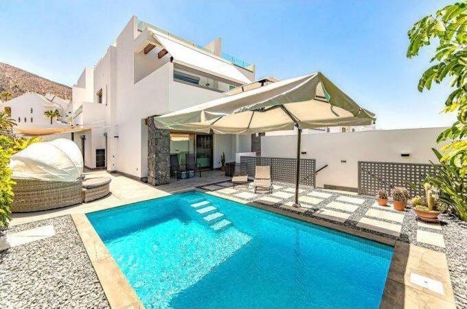 Luxury Villa Tropical Private Heated Pool Los Cristianos  Bagian luar foto